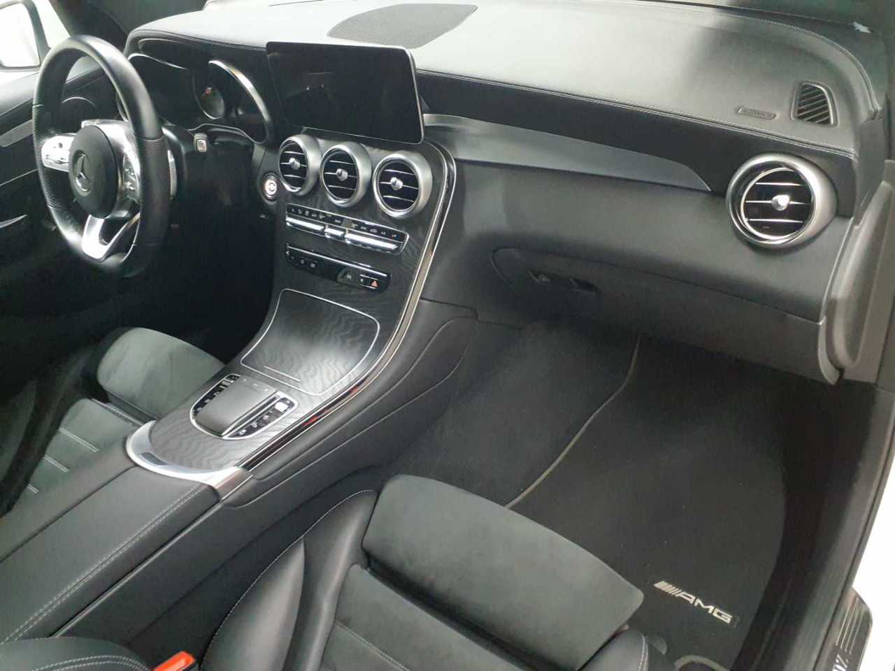 Mercedes-Benz GLC 200 d 4Matic 9G-TRONIC AMG Line 9