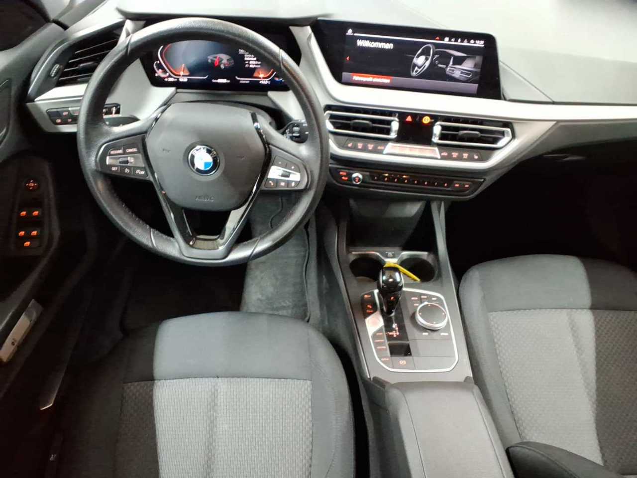 BMW 116i Aut. Advantage 10