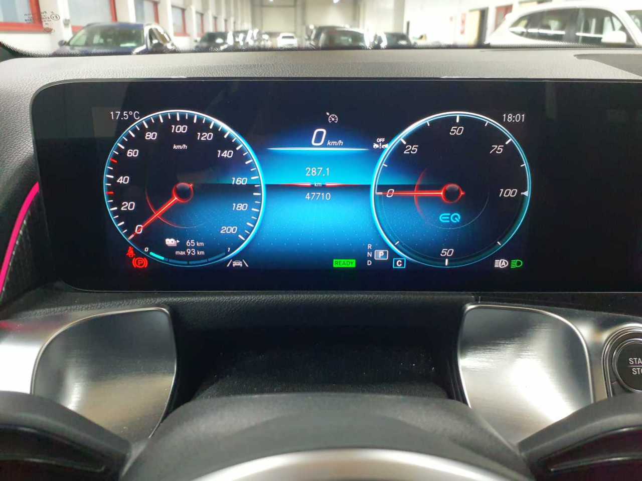 Mercedes-Benz EQB 250+ Progressive 11