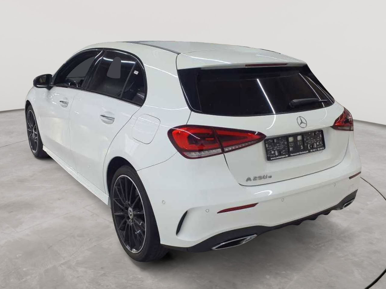 Mercedes-Benz A 250 e 8G-DCT Advanced AMG Line 5