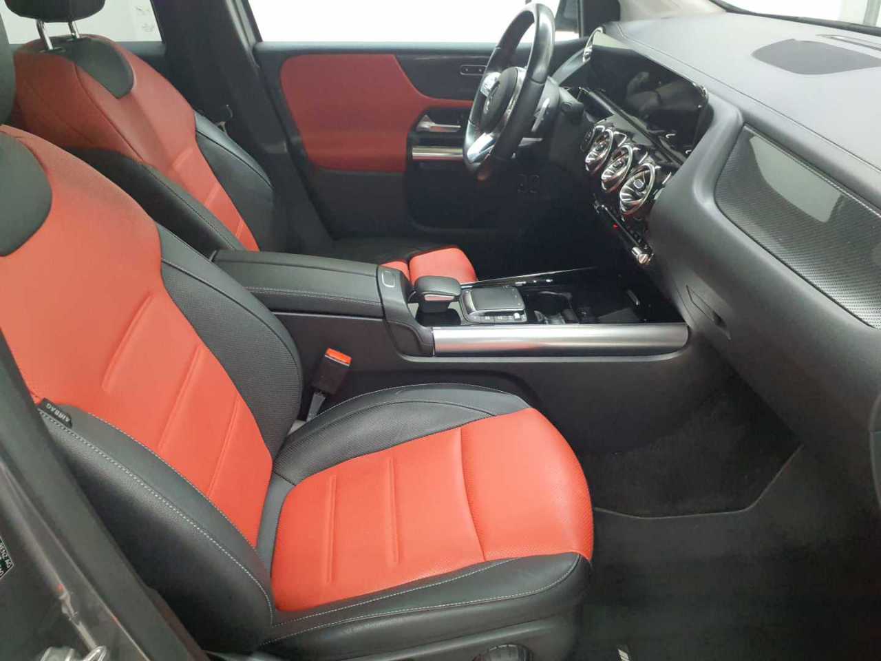 Mercedes-Benz B 250 e 8G-DCT AMG Line 8