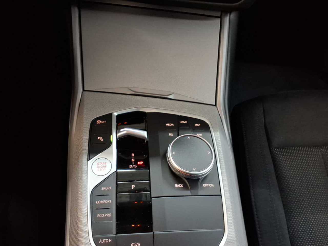 BMW 318d Touring Aut. 10