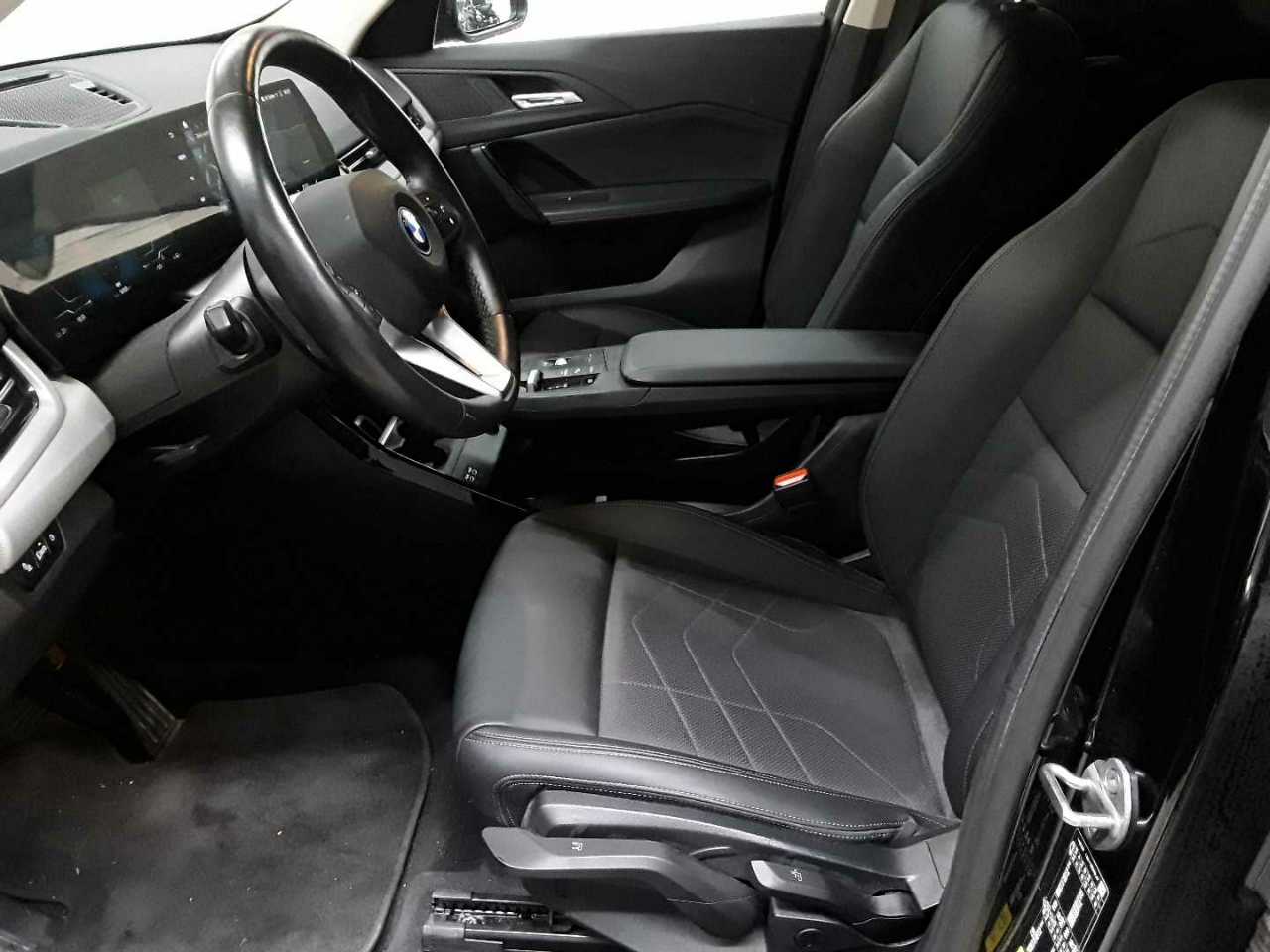BMW iX1 xDrive30 7