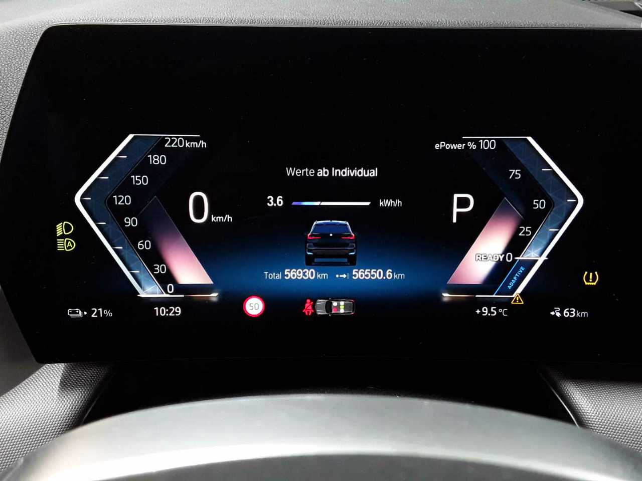 BMW iX1 xDrive30 11