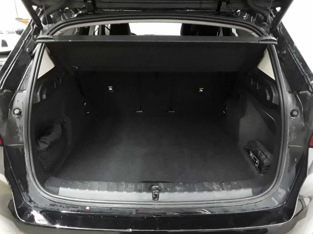 BMW iX1 xDrive30 15