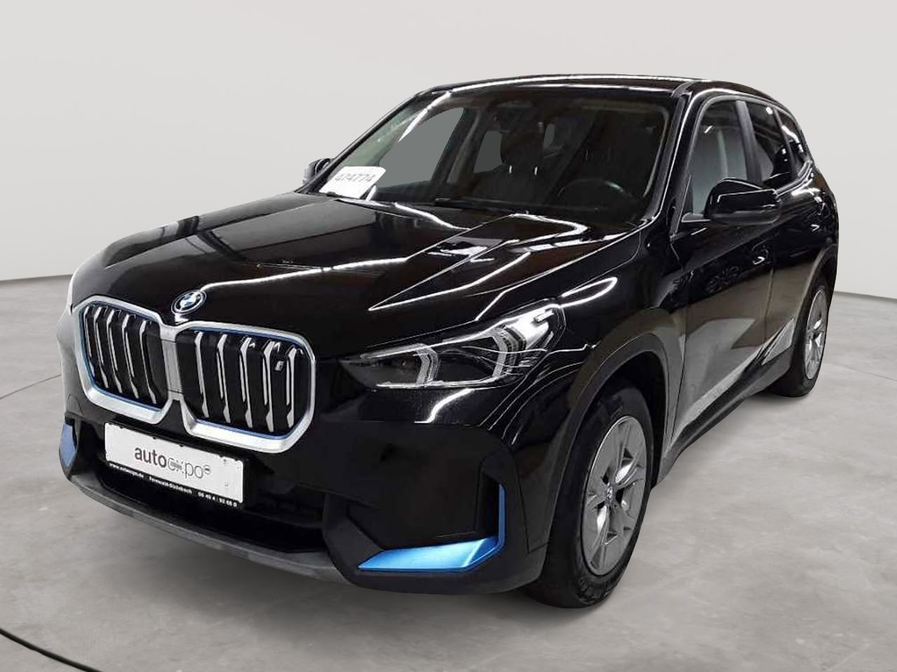 BMW iX1 xDrive30 2