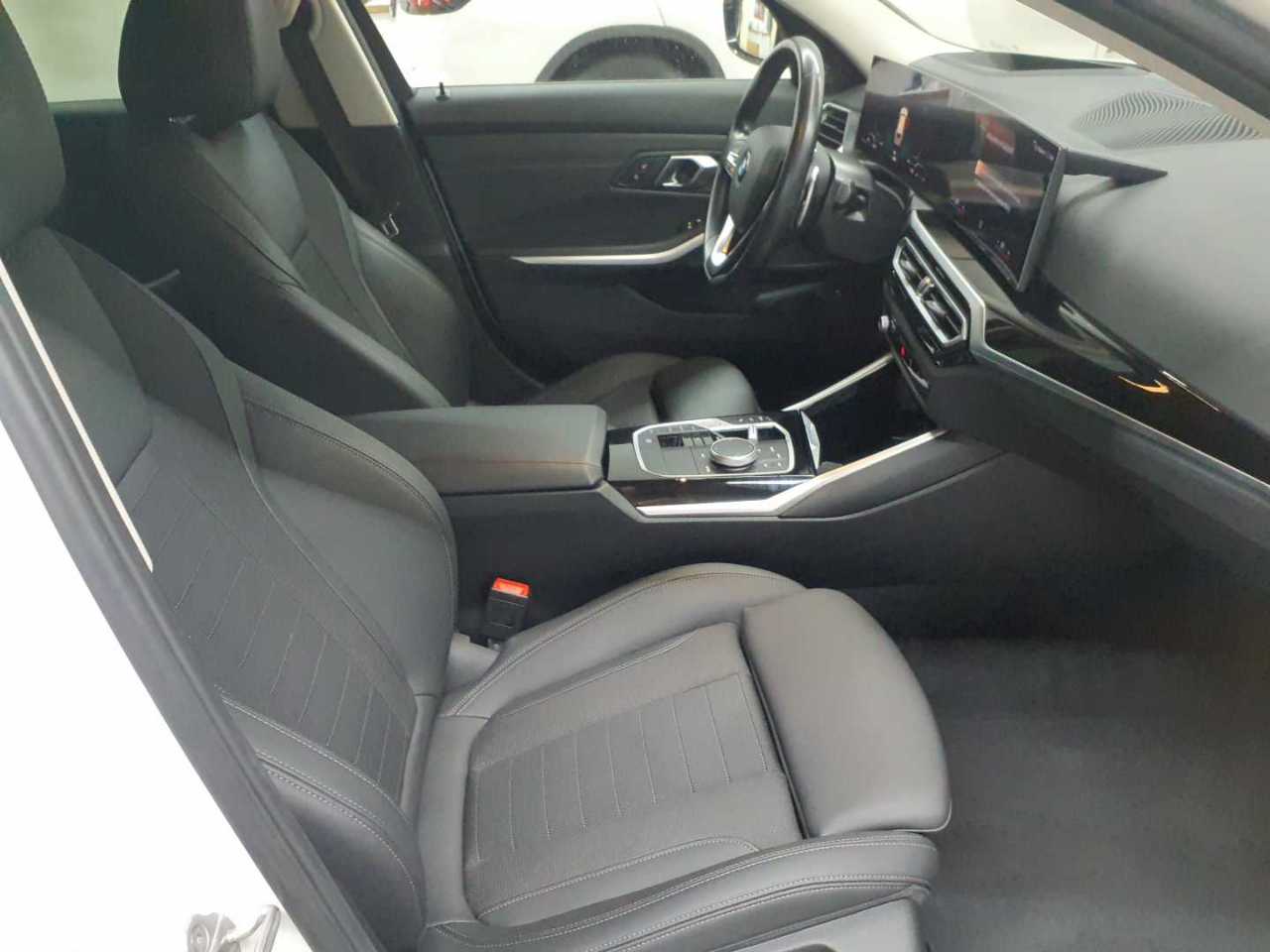 BMW 320d Touring Aut. 8
