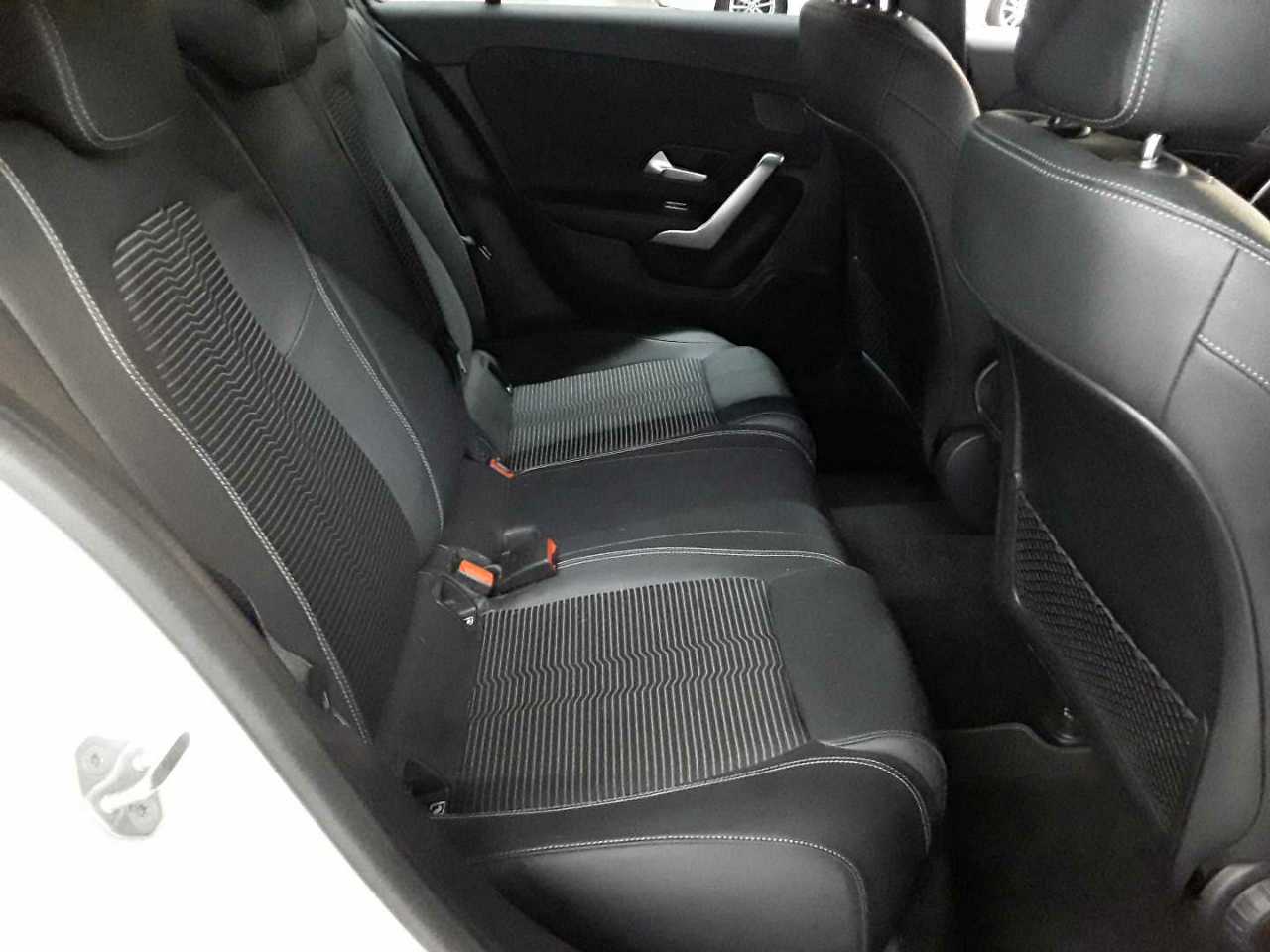 Mercedes-Benz A 250 e 8G-DCT Progressive 14