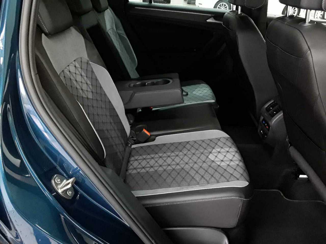Volkswagen Tiguan 1.4 eHybrid OPF DSG R-Line 14