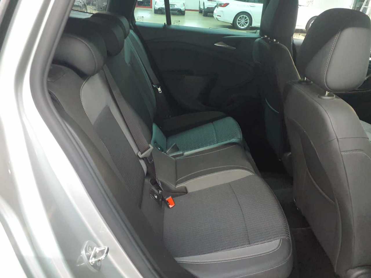 Opel Astra 1.5 D Start/Stop Sports Tourer Business Elegance 13