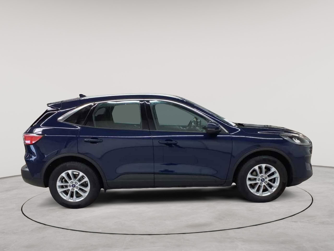 Ford Kuga 2.0 EcoBlue Aut. TITANIUM 3