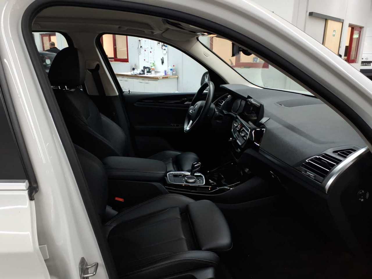 BMW X3 xDrive20d Aut. 8