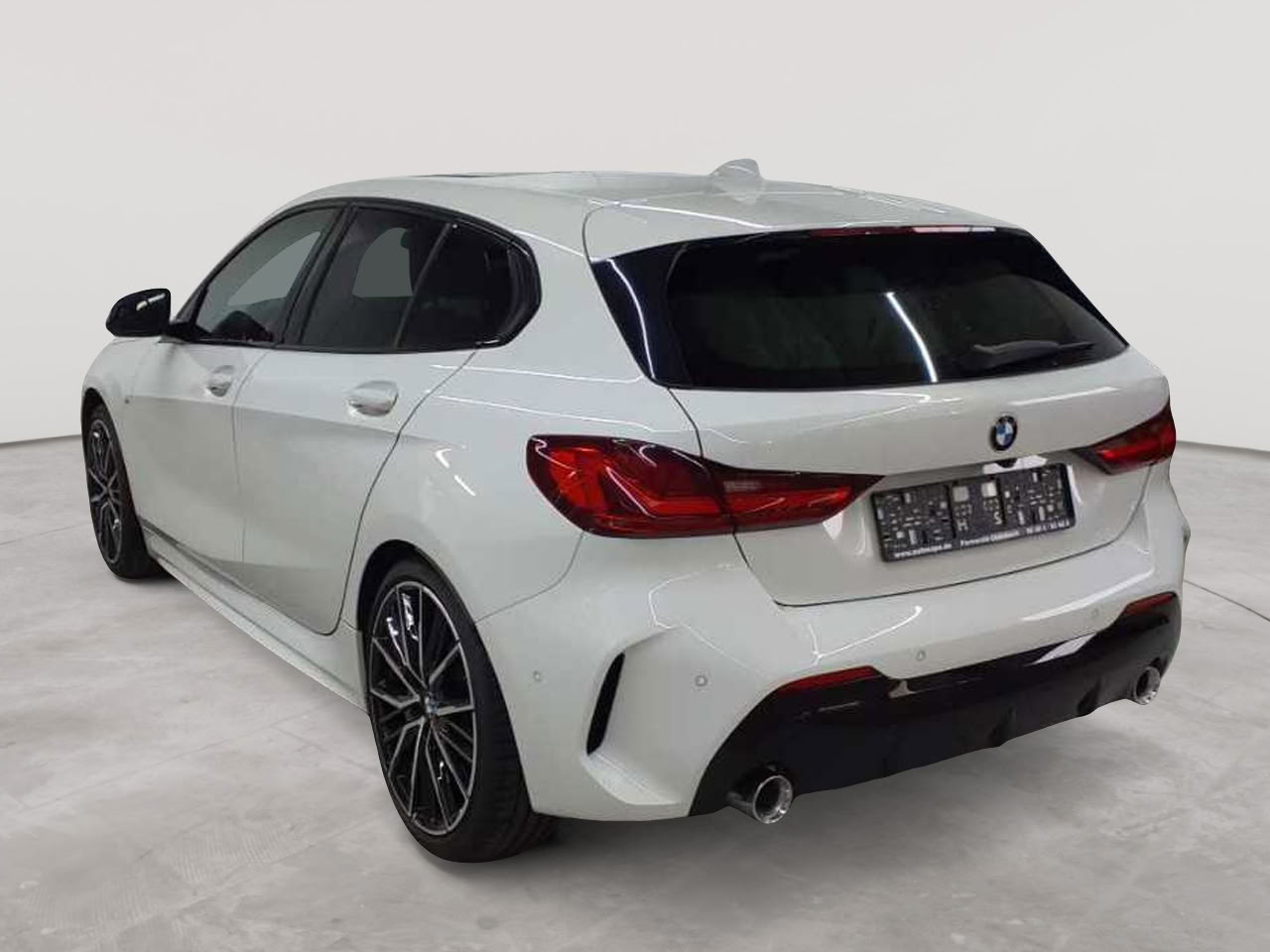 BMW 118d Aut. M Sport 4