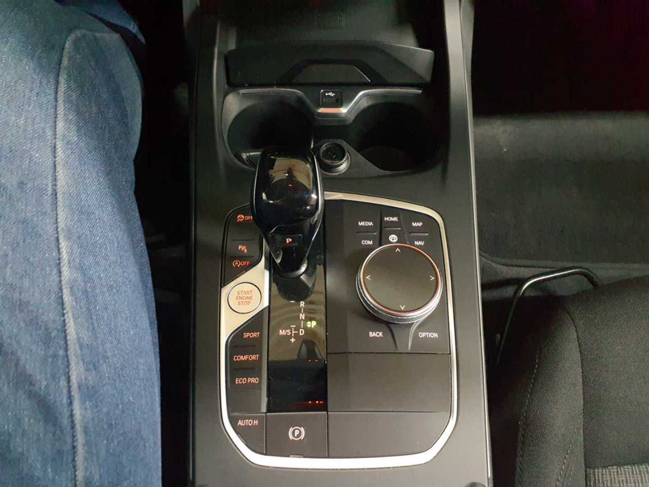BMW 118i Aut. Advantage 10