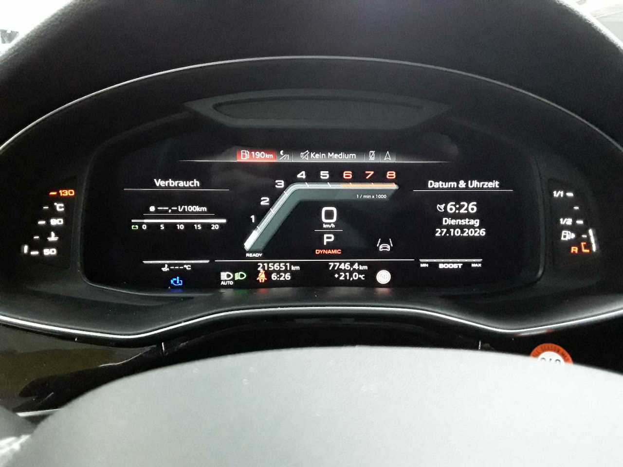 Audi S Q8 TFSI quattro tiptronic 11