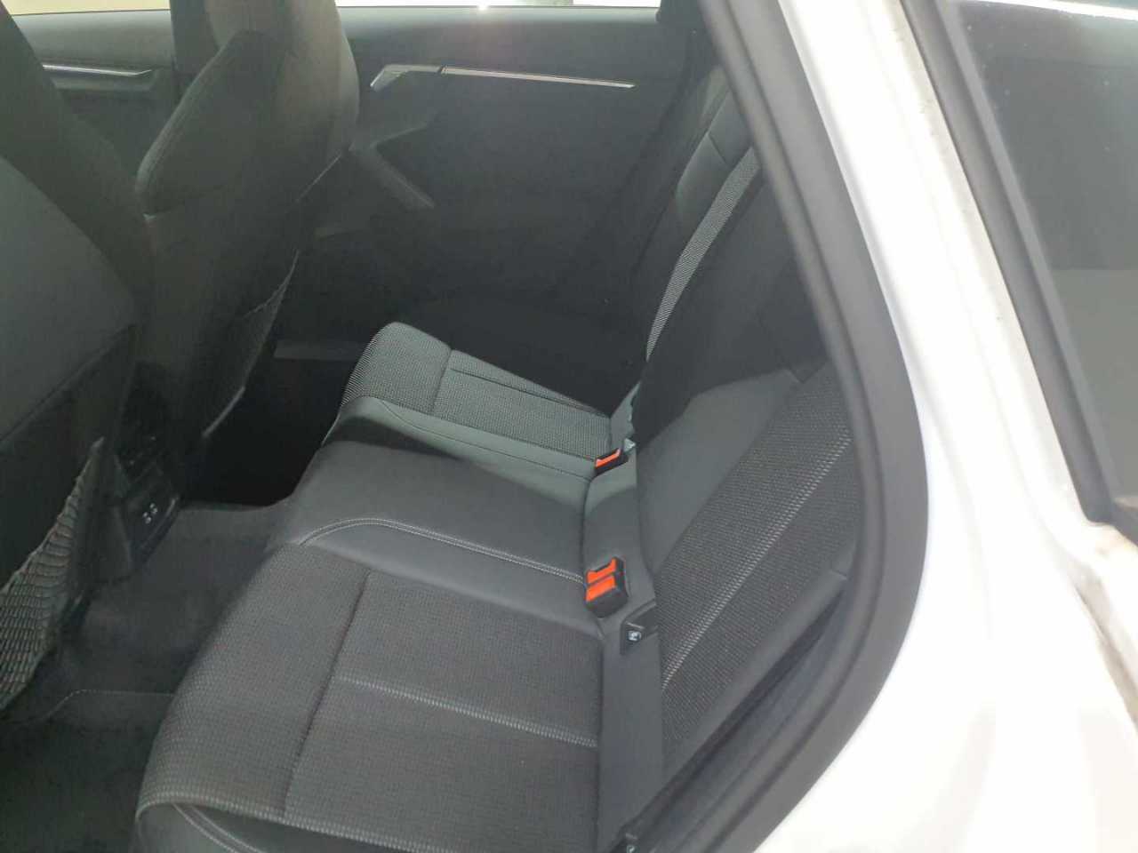 Audi S3 TFSI Sportback quattro S tronic 13