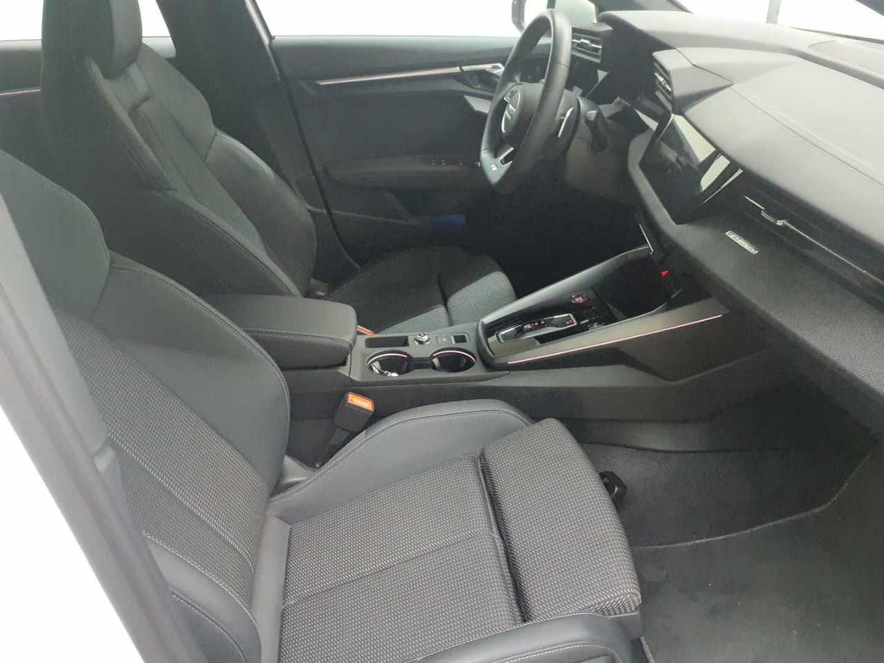 Audi S3 TFSI Sportback quattro S tronic 8