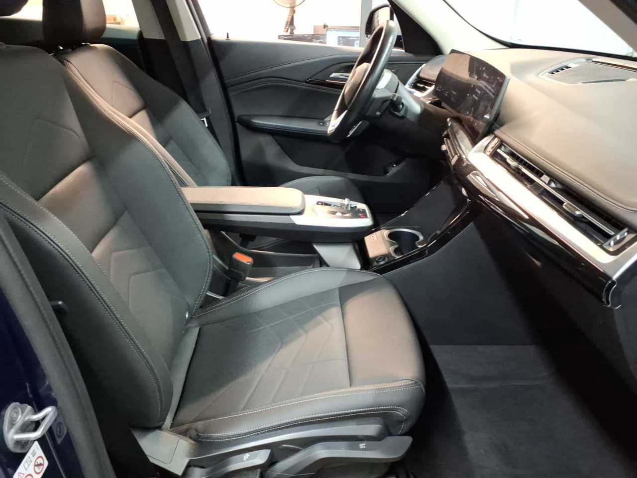 BMW X1 sDrive18i Aut. xLine 8