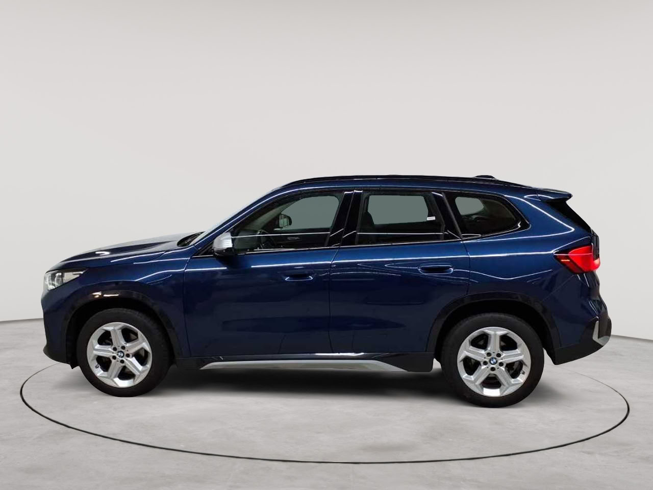 BMW X1 sDrive18i Aut. xLine 6
