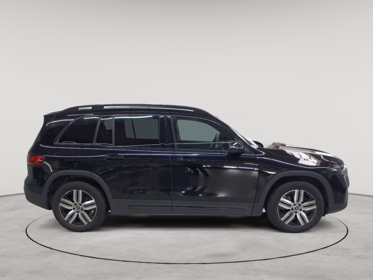 Mercedes-Benz EQB 250 Electric Art 3