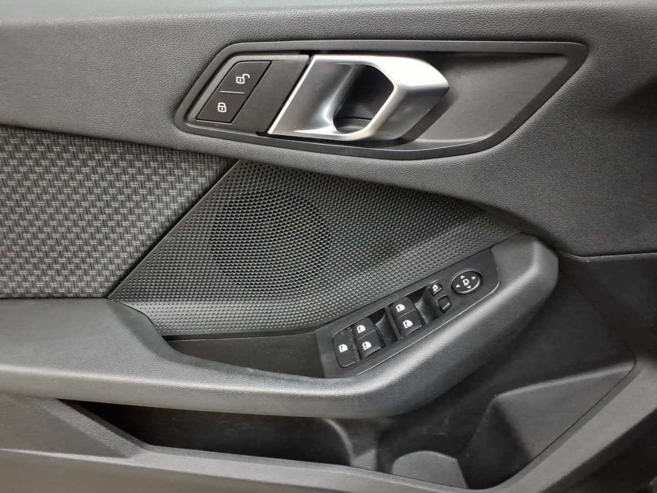 BMW 118i Aut. Advantage 18
