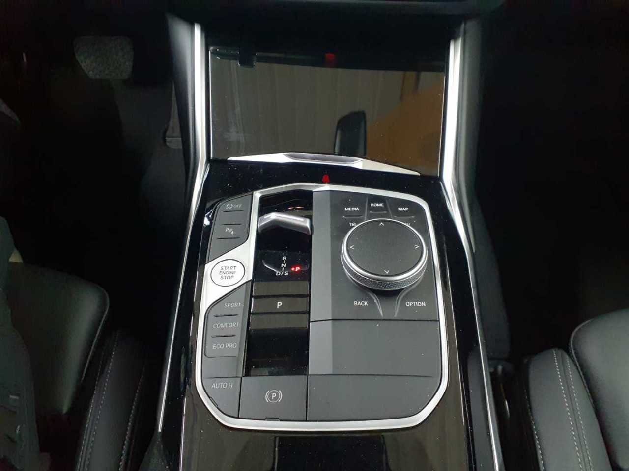 BMW 320d Aut. 10