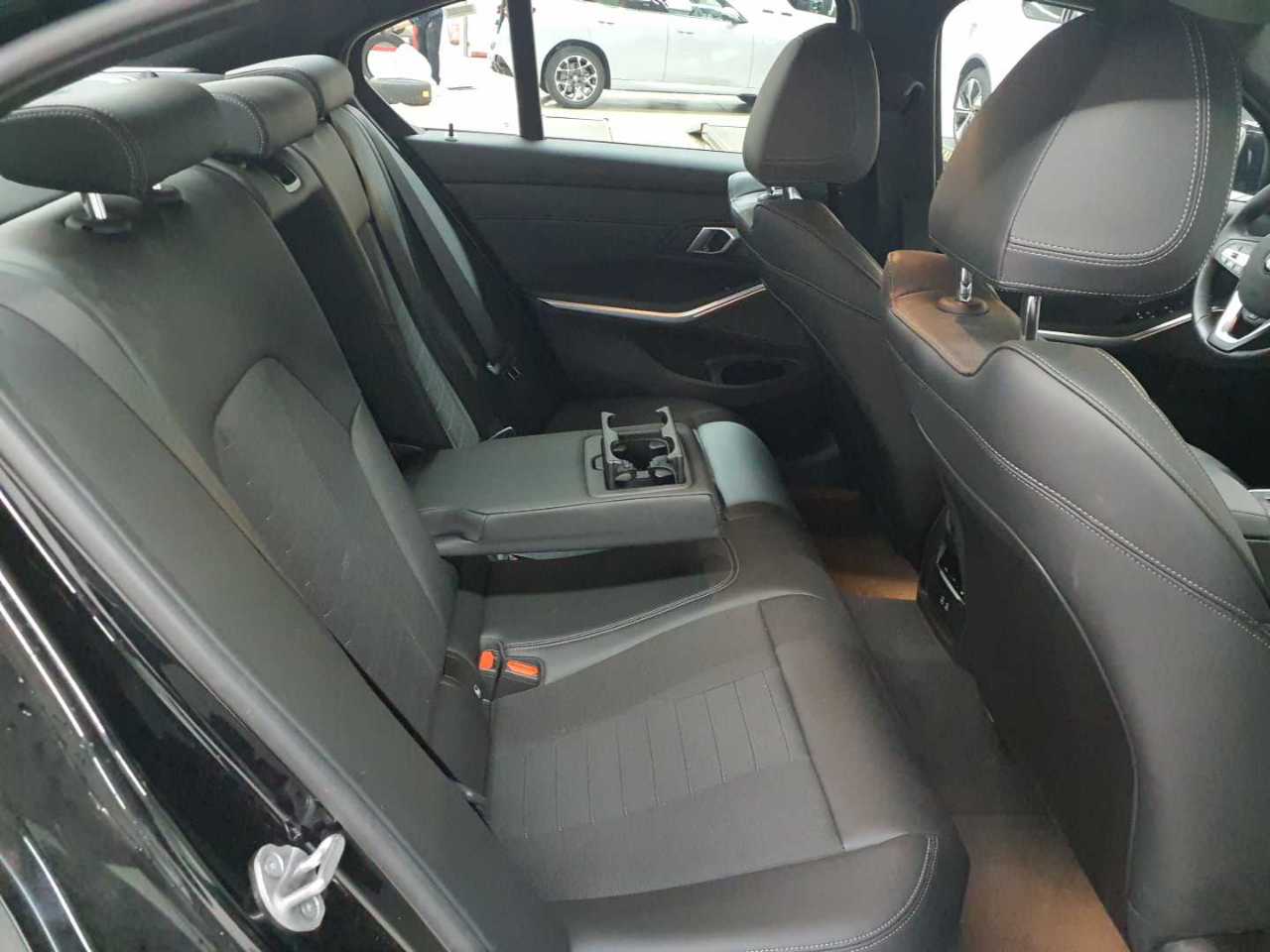 BMW 320d Aut. 13