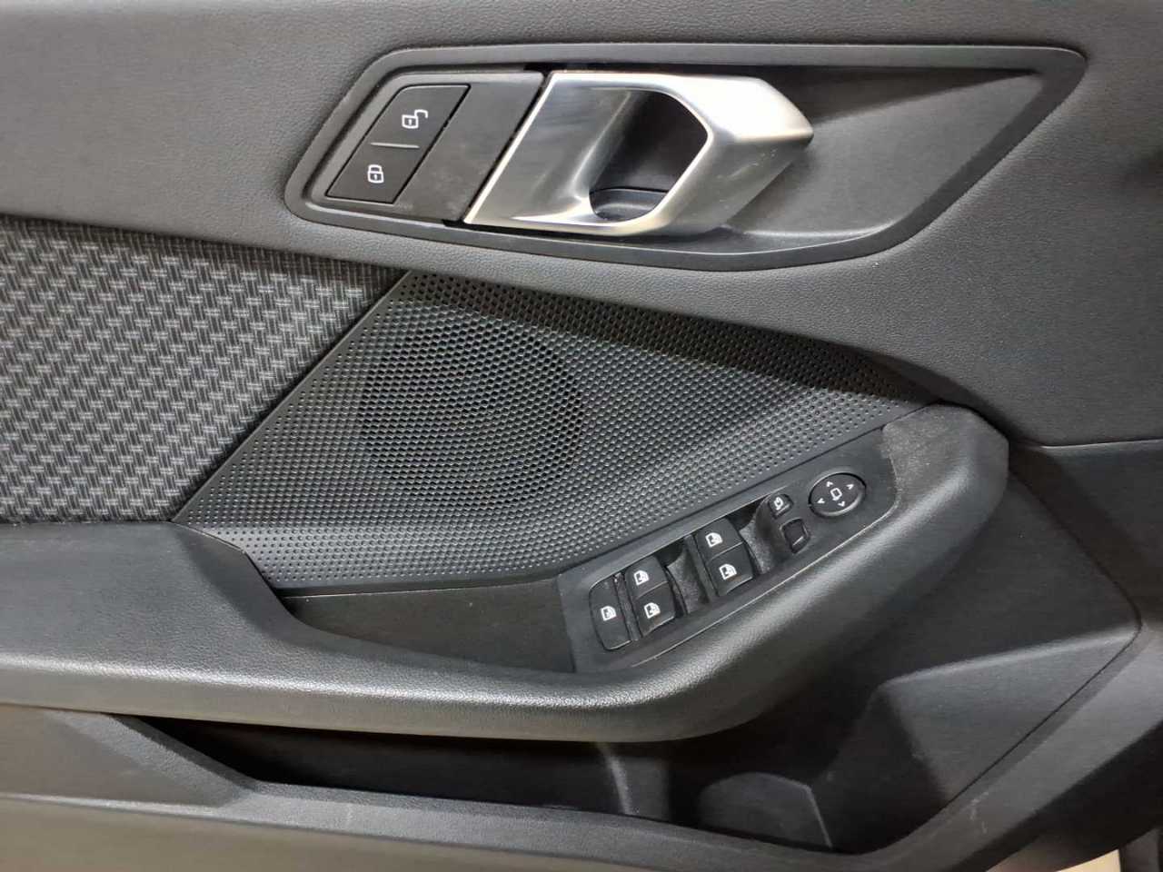 BMW 118i Aut. Advantage 18