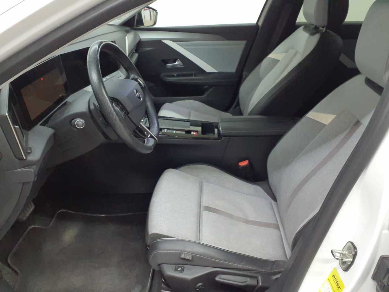 Opel Astra Sports Tourer 1.5 D Automatik Business Elegance 7