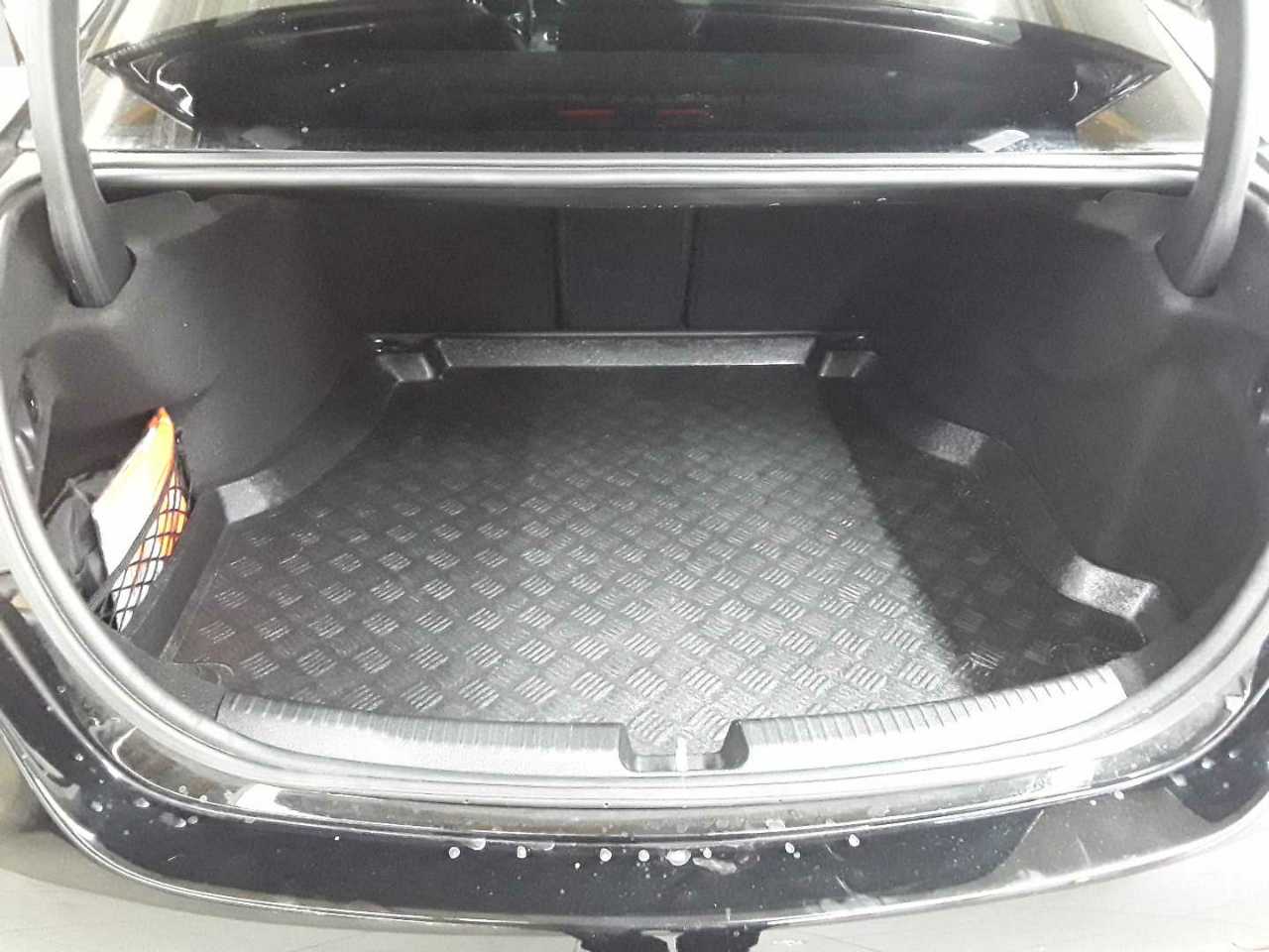 Mercedes-Benz C 200 d 9G-TRONIC AMG Line 15