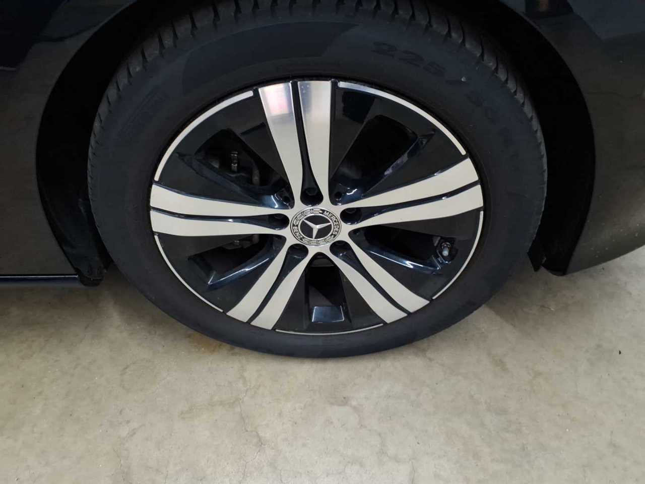 Mercedes-Benz C 220 d T 9G-TRONIC 17