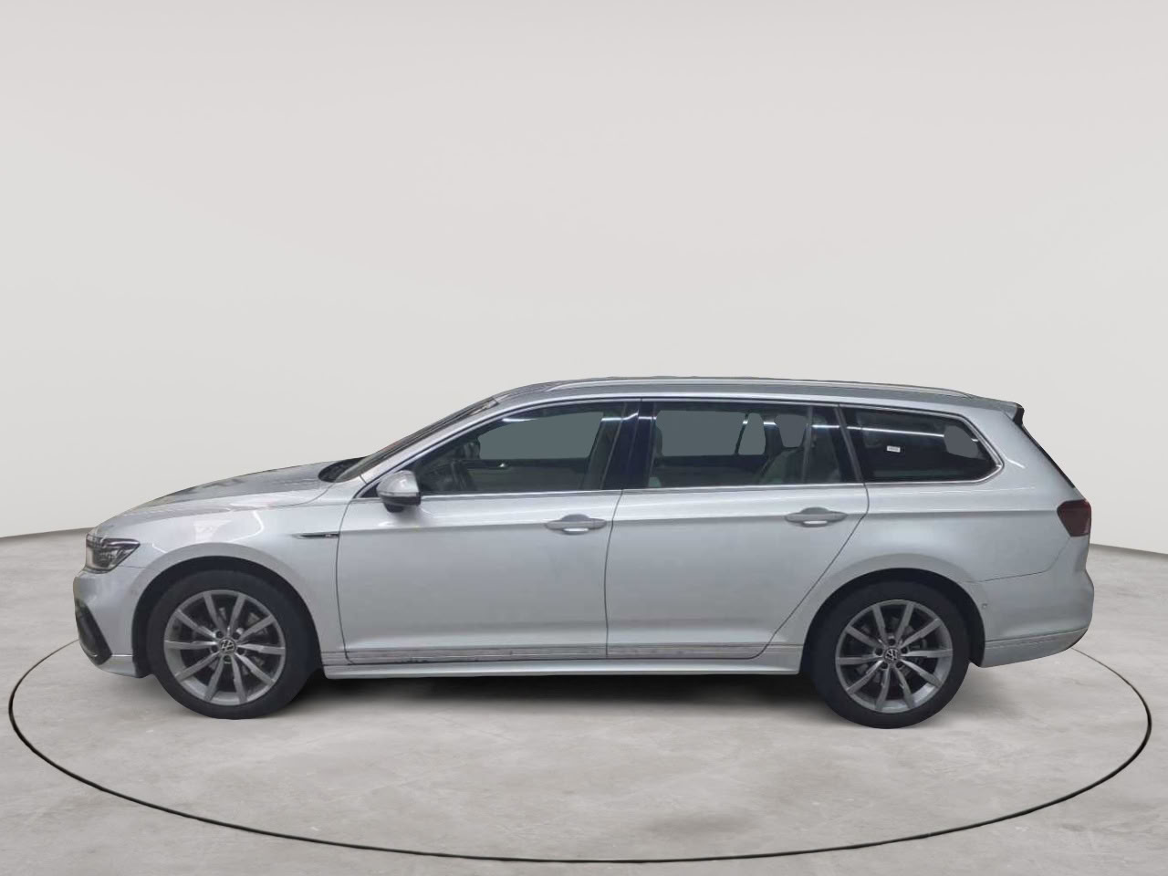Volkswagen Passat Variant 2.0 TDI SCR Elegance 6