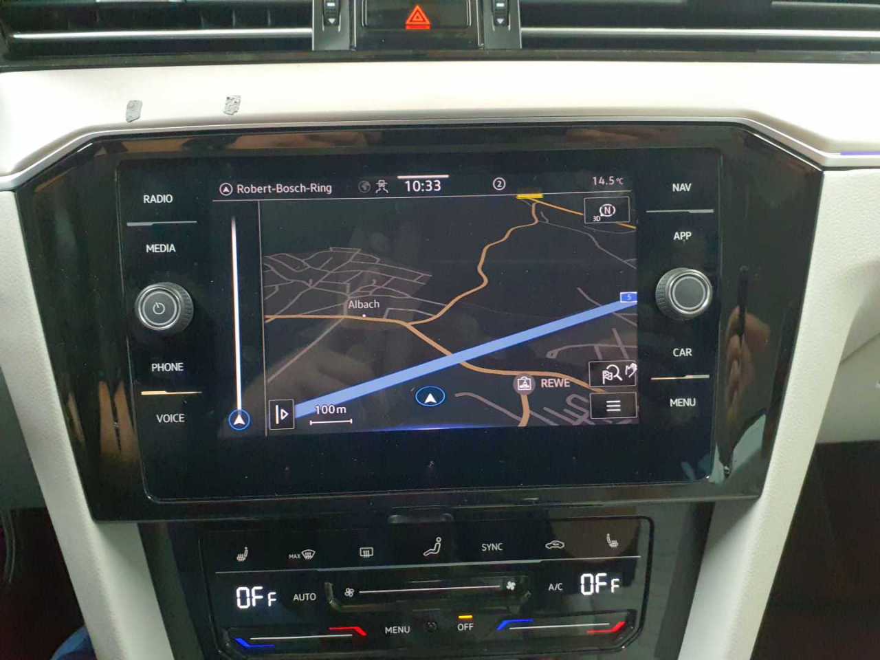 Volkswagen Passat Variant 2.0 TDI SCR Elegance 12