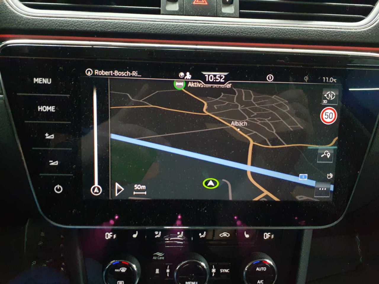 Skoda Superb Combi 2.0 TDI DSG Style 12