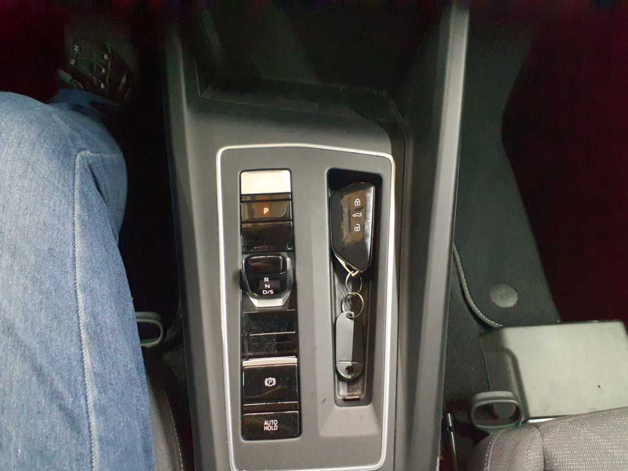 Volkswagen Golf Variant 1.0 eTSI OPF DSG Life 10