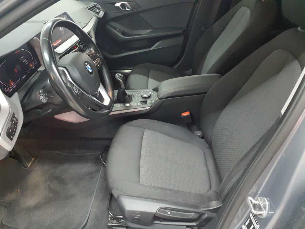 BMW 116i Advantage 8