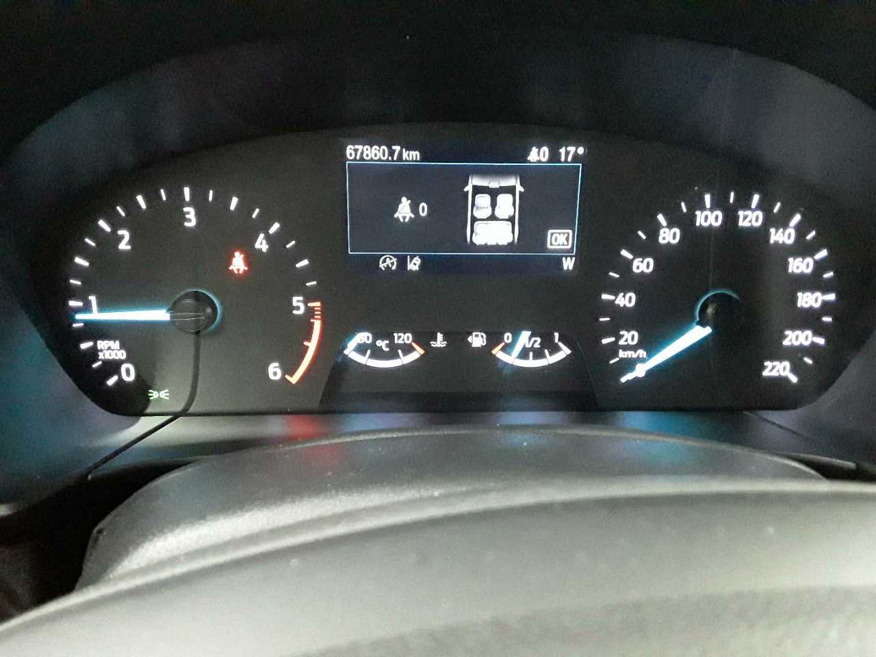 Ford Kuga 2.0 EcoBlue Hybrid COOL&CONNECT 11