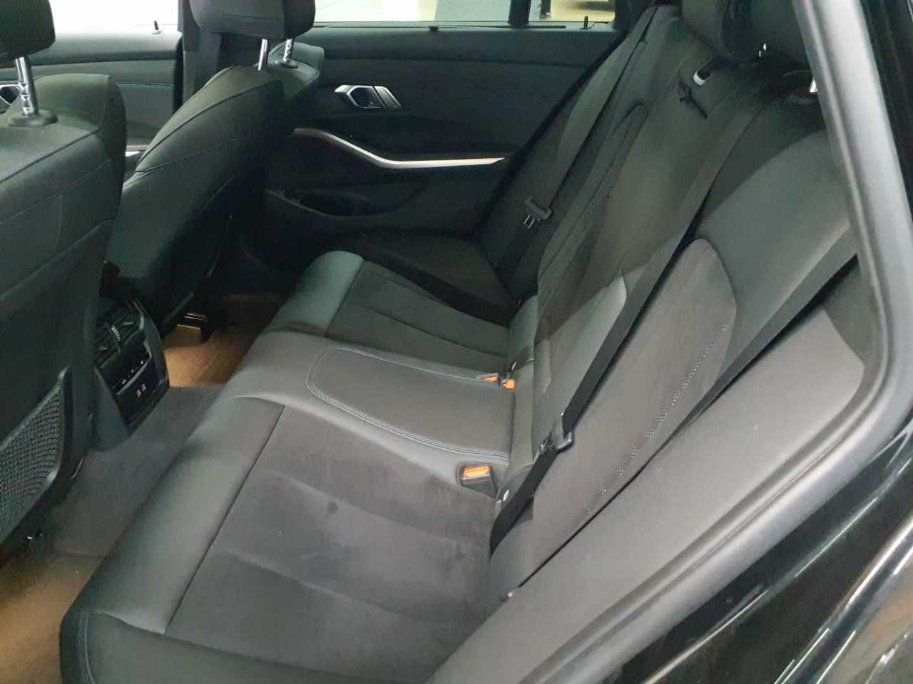 BMW 318d Touring Aut. 13