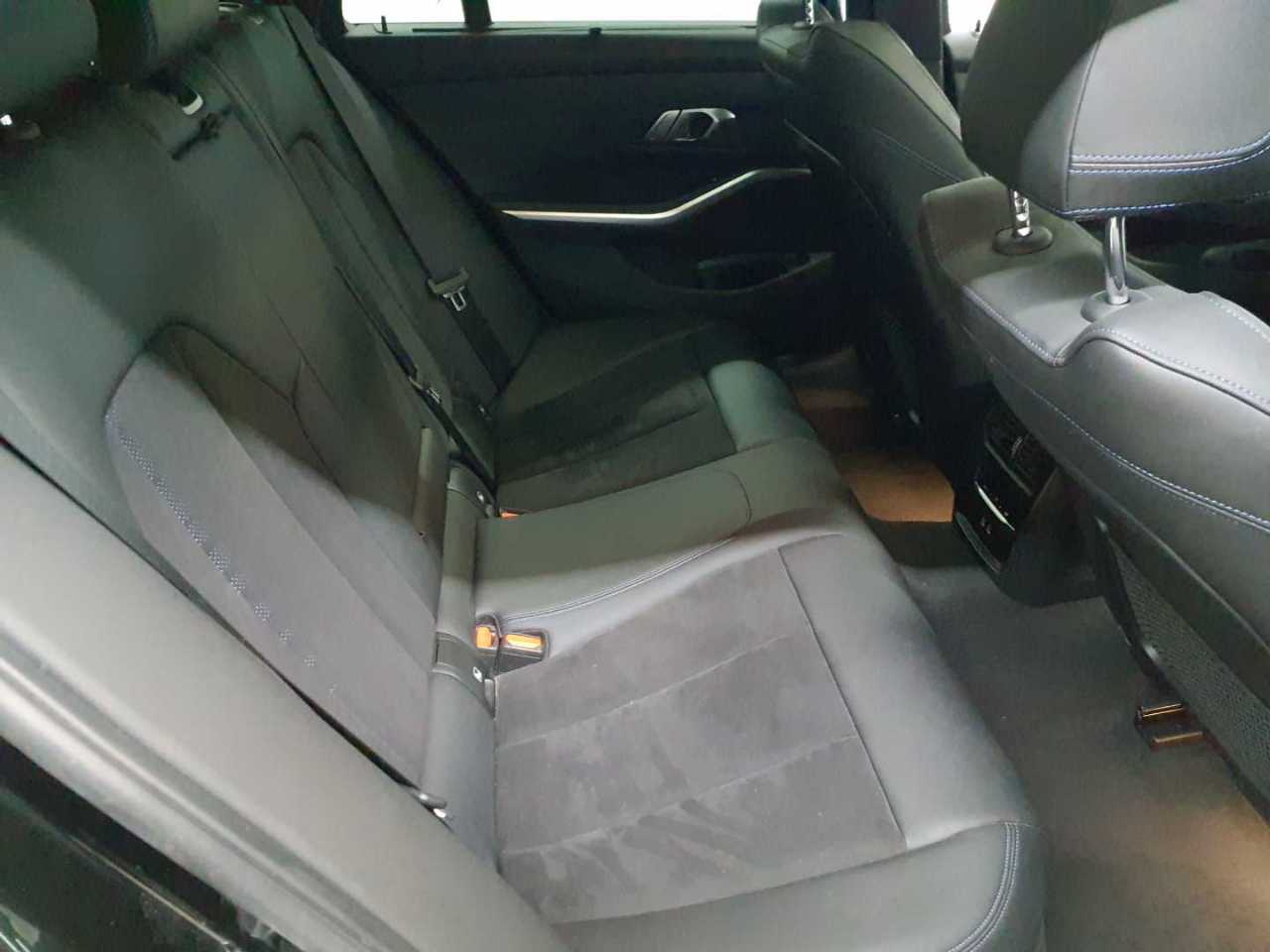 BMW 318d Touring Aut. 14