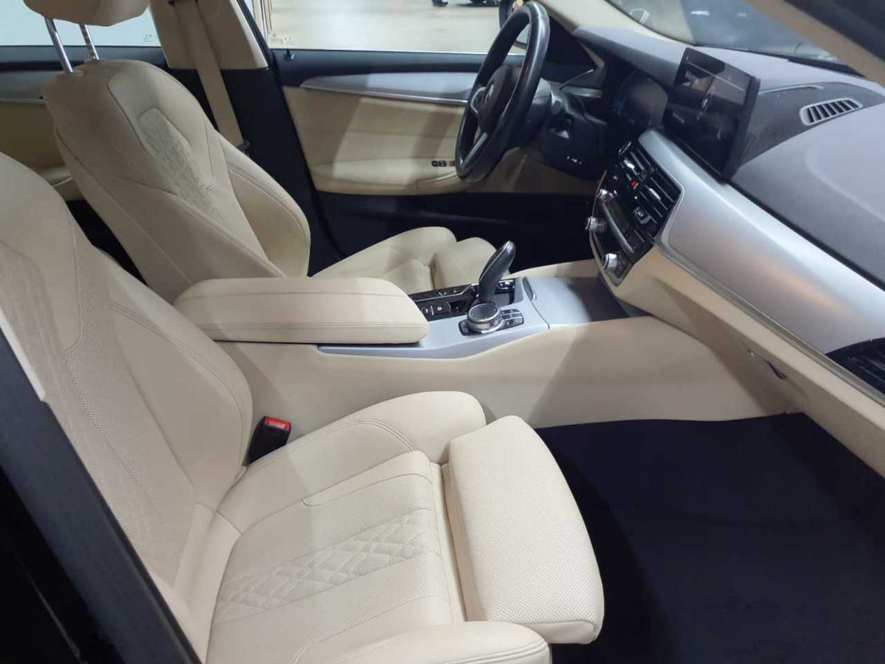 BMW 530e Touring Aut. 8