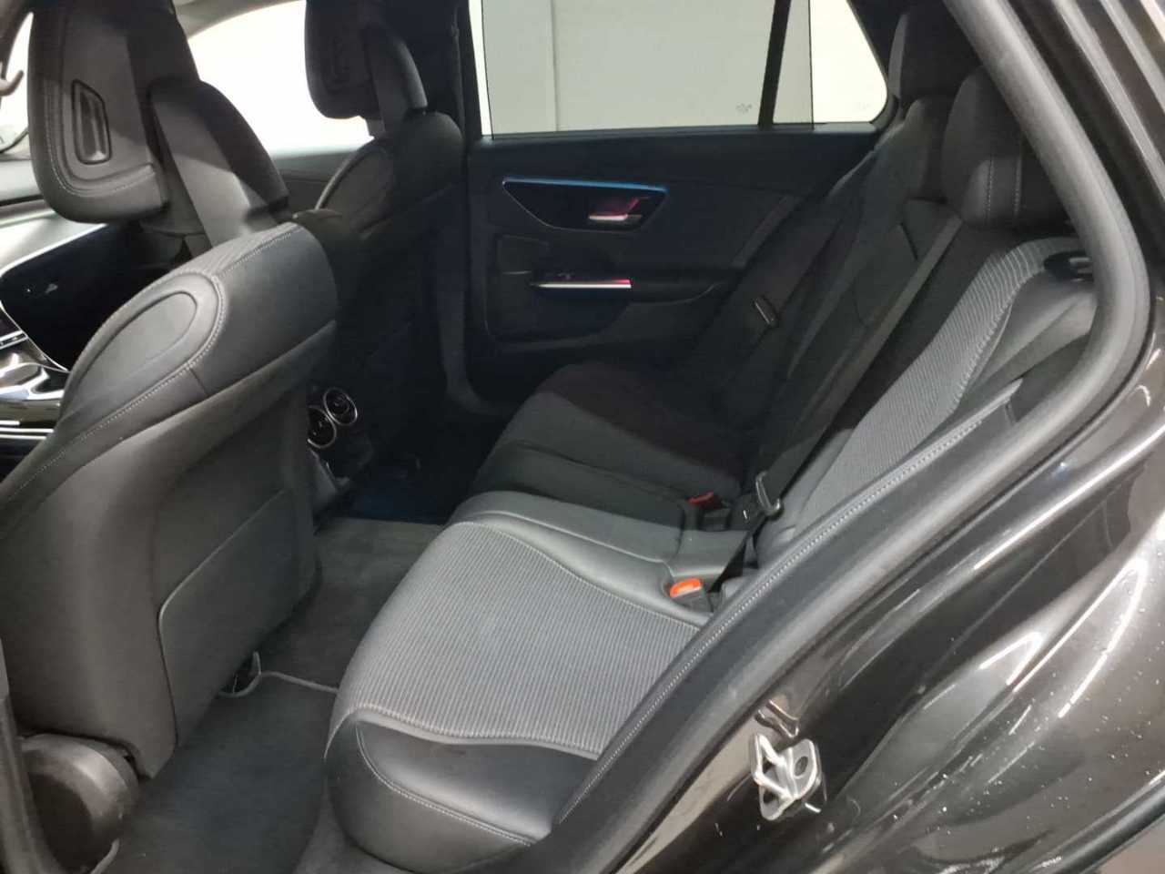 Mercedes-Benz C 200 d T 9G-TRONIC Avantgarde 13