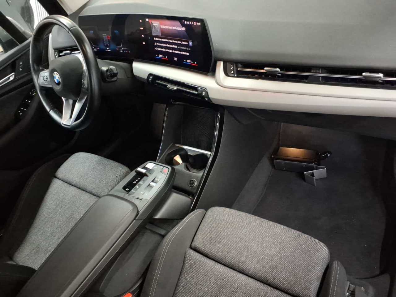 BMW 218i Active Tourer Aut. 9
