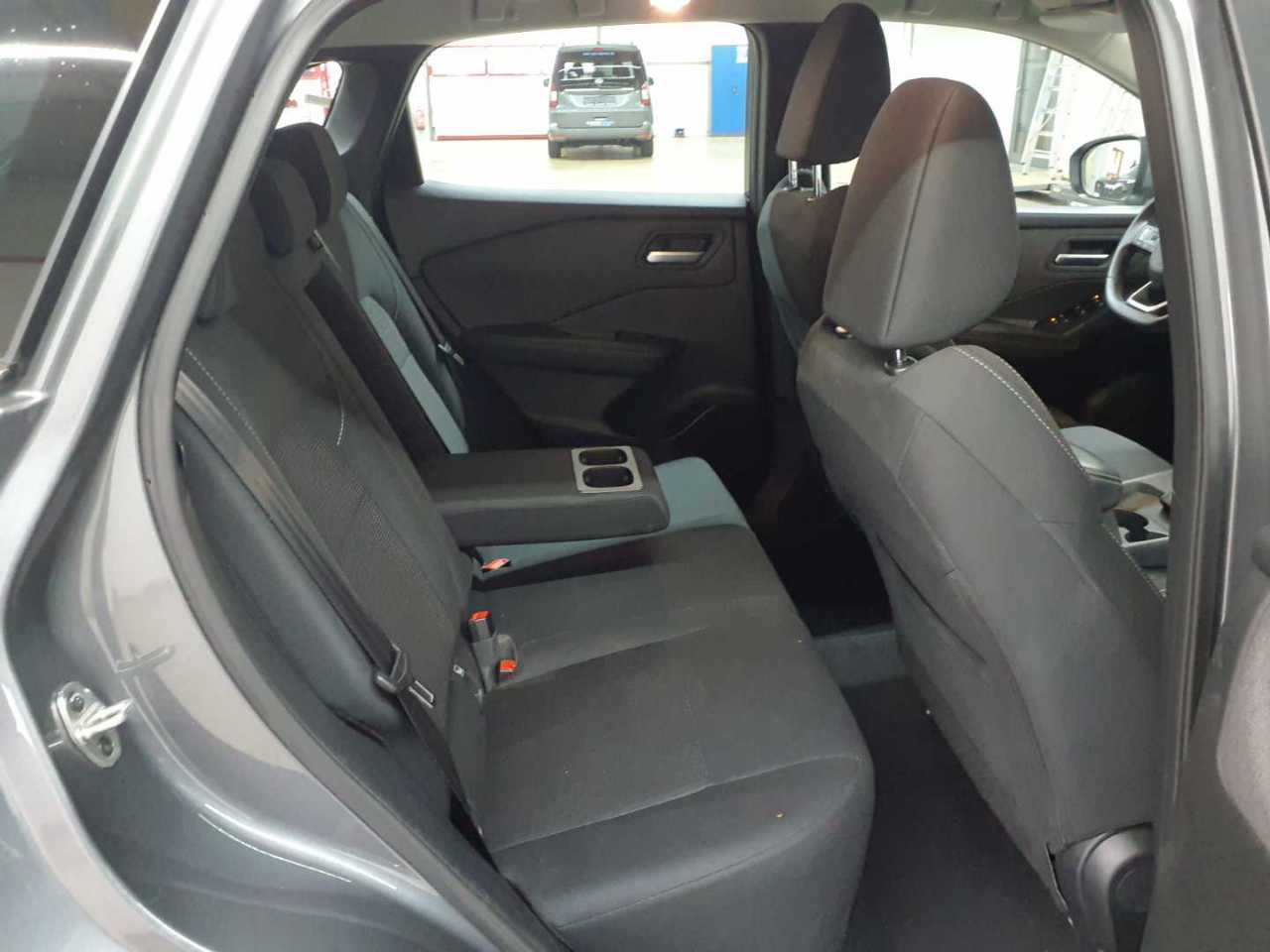 Nissan Qashqai 1.3 DIG-T MHEV Acenta 13