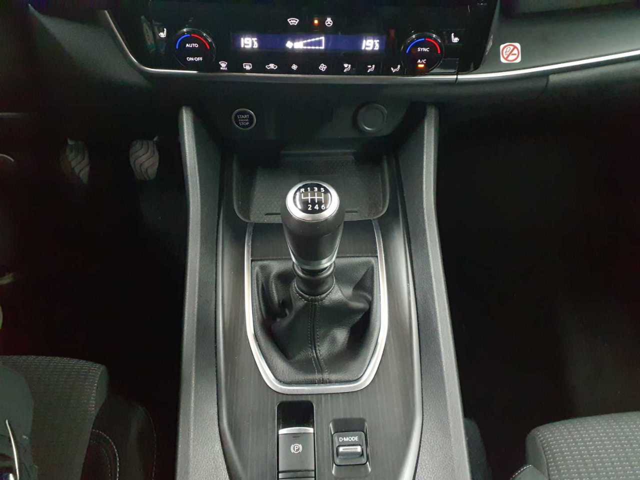 Nissan Qashqai 1.3 DIG-T MHEV Acenta 10