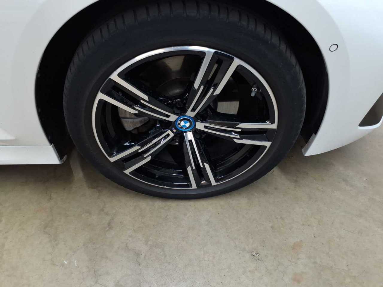 BMW 330e Touring Aut. 17