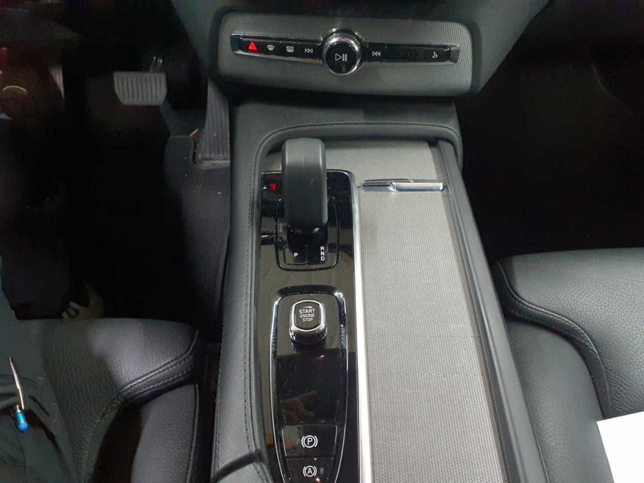 Volvo XC90 T8 AWD Recharge Plus Dark 10