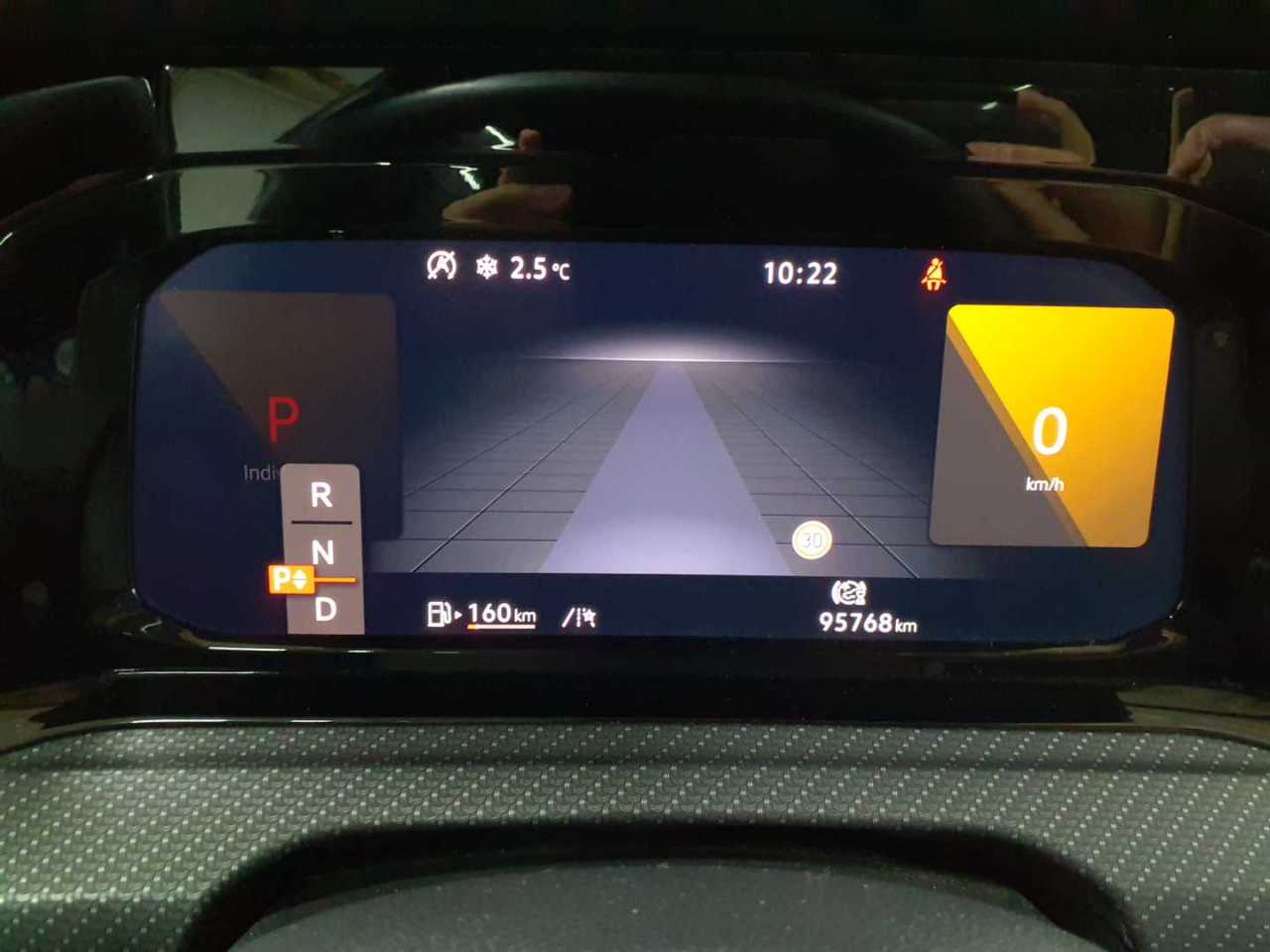 Volkswagen Golf Variant 2.0 TDI SCR DSG R-Line 11