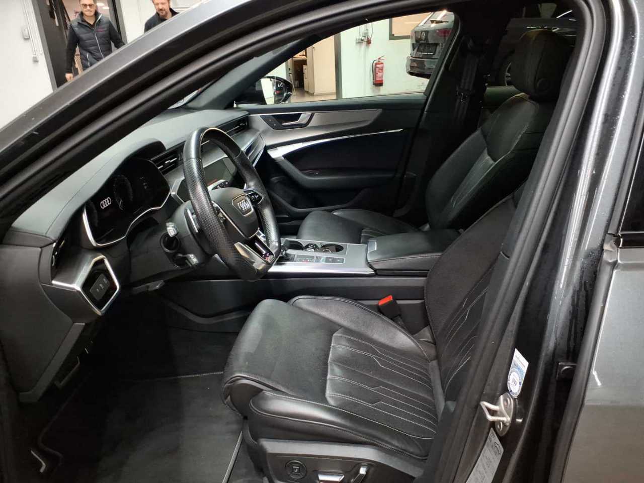 Audi A6 Avant 55 TFSI e quattro S tronic sport 7