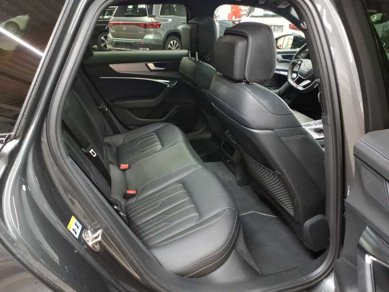 Audi A6 Avant 55 TFSI e quattro S tronic sport 14