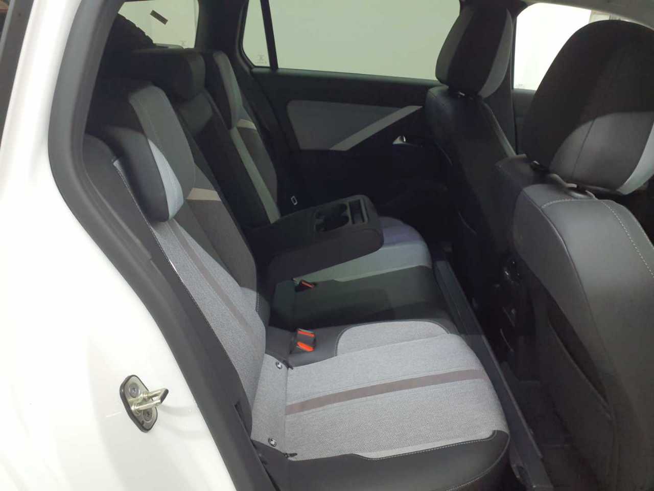 Opel Astra Sports Tourer 1.5 D Automatik Business Elegance 13